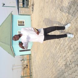 Akinyemi Ayoola