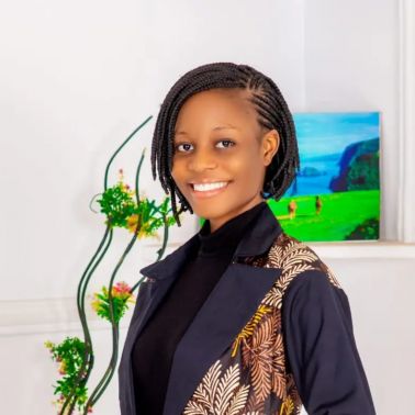Precious Akinyeke