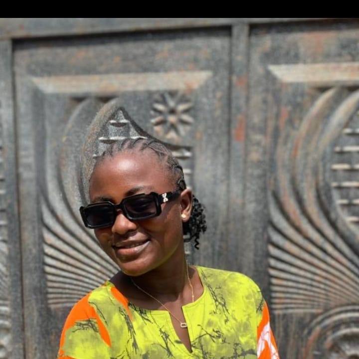 Akindahunsi Seyi
