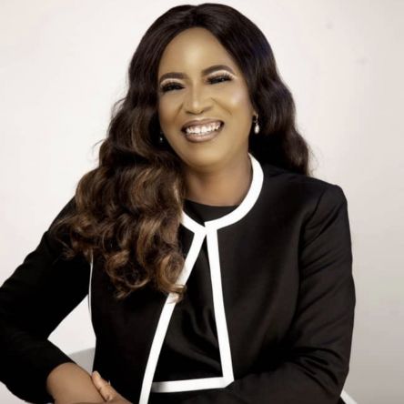 Dr Uche Anekwuonye