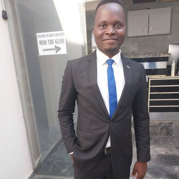 Comr James Dantata