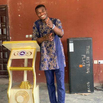 Elechi, God'slight Samuel
