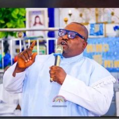 Avse Dr Pro Femi Eluduwe( JP)
