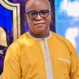 Pastor Olisa