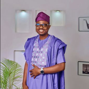 Elisha Akinola