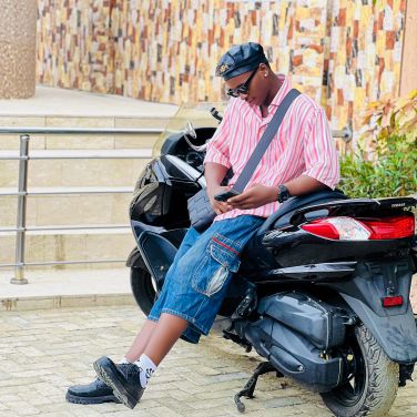 SAKA FOOTWEAR 🙂❤️