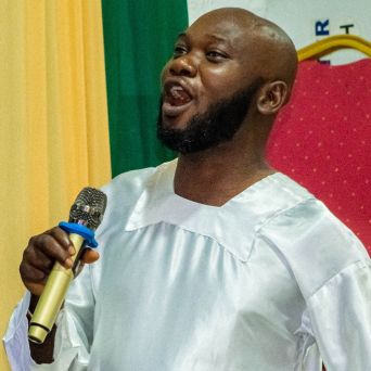 Akinyoola Oluwaseyitan