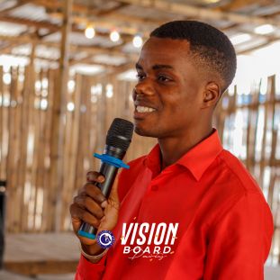 Emmanuel E Ikediashi