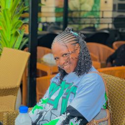 Uma Ruth chinweotuto