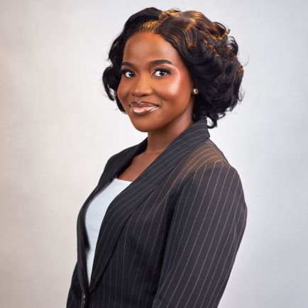 Esther Adeshina