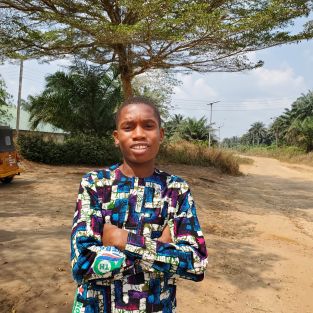 Umoh, Edaraobong